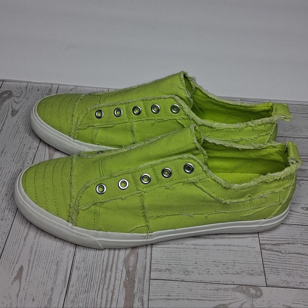 Corkys Lime Green Babalu Women's Slip On Sneakers Size 10